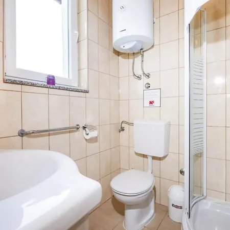 Tatil Evi Ksenija - Six Bedroom With Pool Debeljak