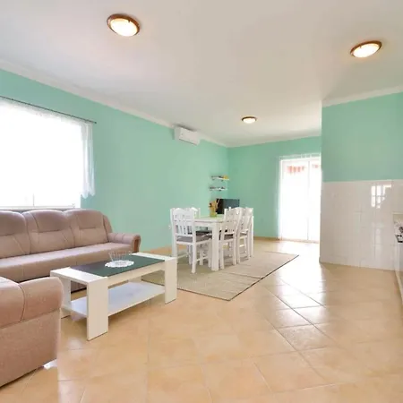 Ksenija - Six Bedroom With Pool * Debeljak